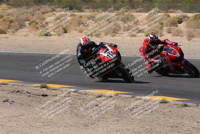 media/Oct-08-2022-SoCal Trackdays (Sat) [[1fc3beec89]]/Turn 7 Inside (145pm)/